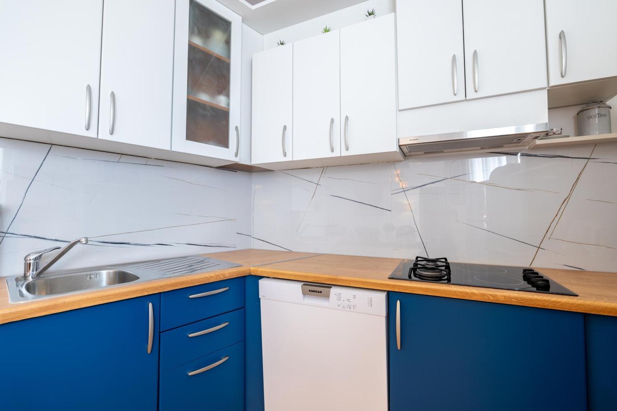 Apartment Laura On The First Floor Μακάρσκα Εξωτερικό φωτογραφία
