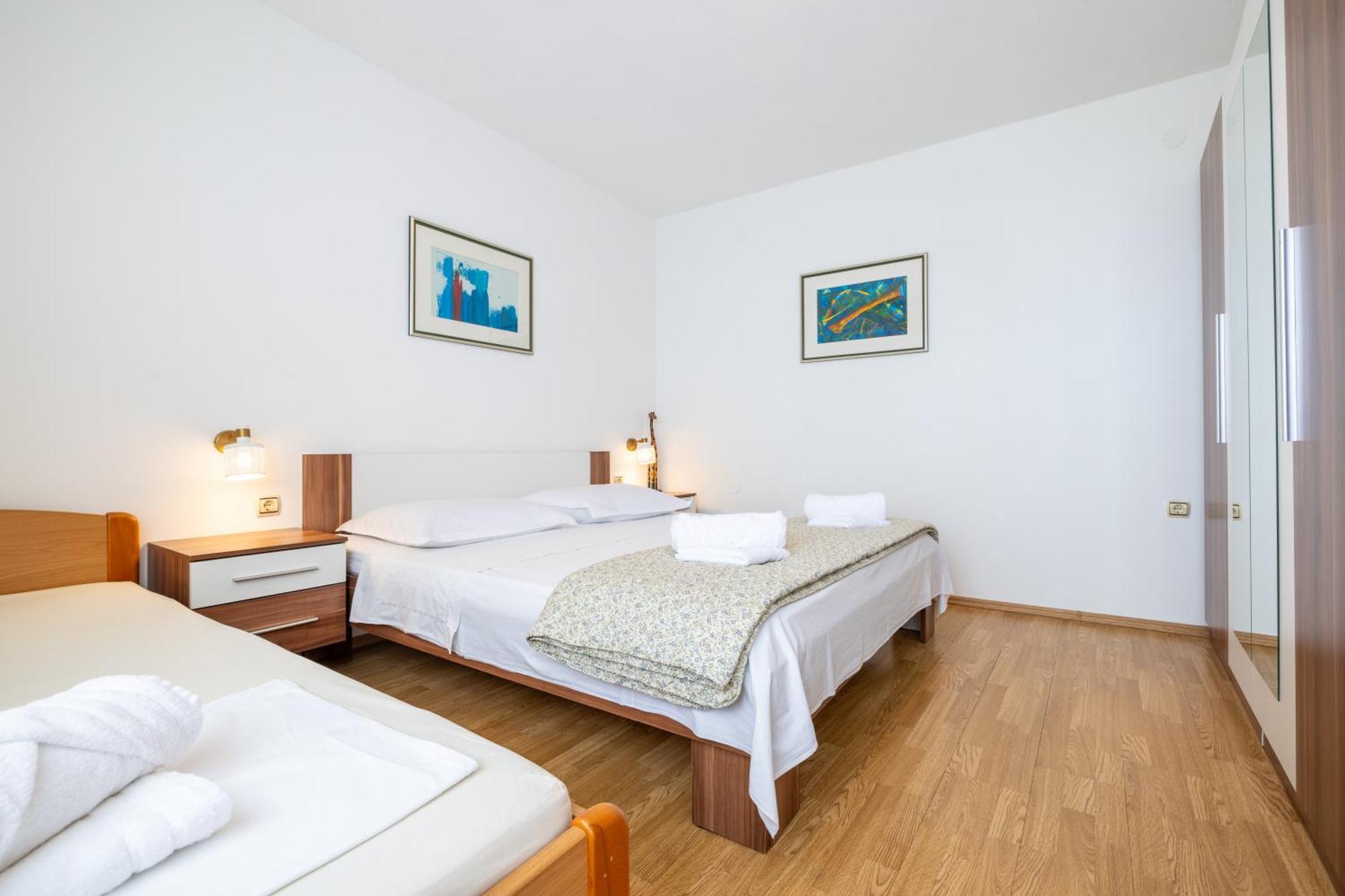 Apartment Laura On The First Floor Μακάρσκα Εξωτερικό φωτογραφία
